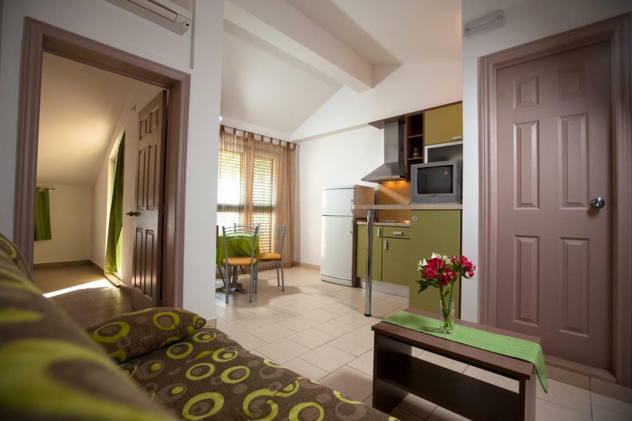 Apartments Smiljka II Tučepi Exteriér fotografie