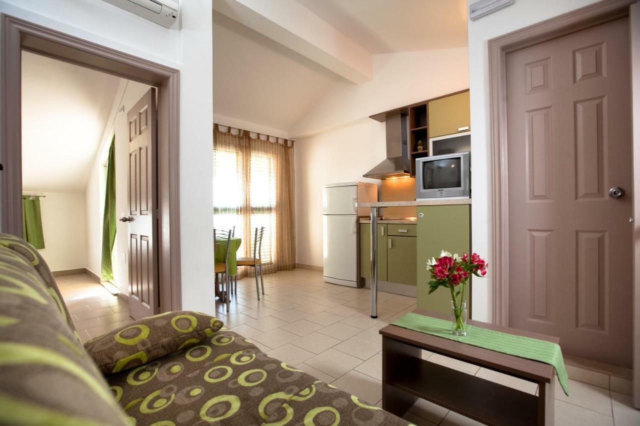 Apartments Smiljka II Tučepi Exteriér fotografie